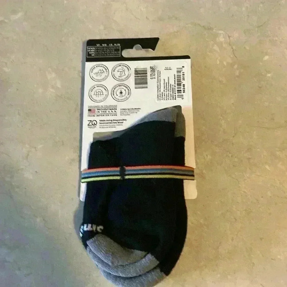 Smartwool Woman’s Everyday Light Cushion Ankle Boot Sock-Black-Size Small NWT - Picture 3 of 4